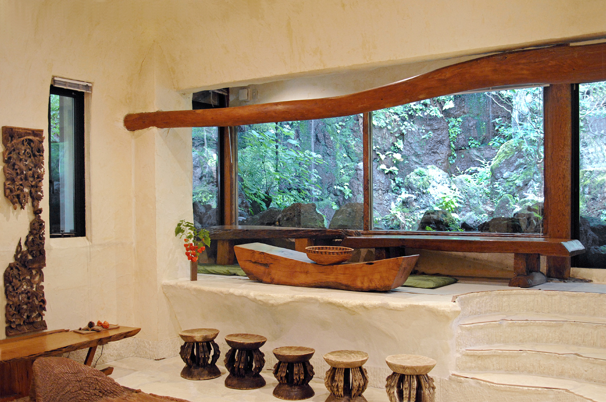 Itchiku Kubota Museum included in the Top 10 Places To Visit in Japan list by the Guardian