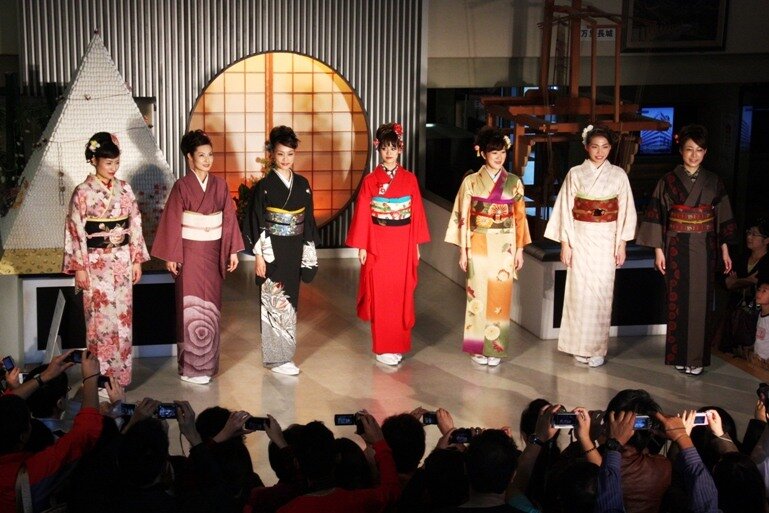 ‘Kimono’: an essay by a Russian award-winning journalist Mikhail Yefimov