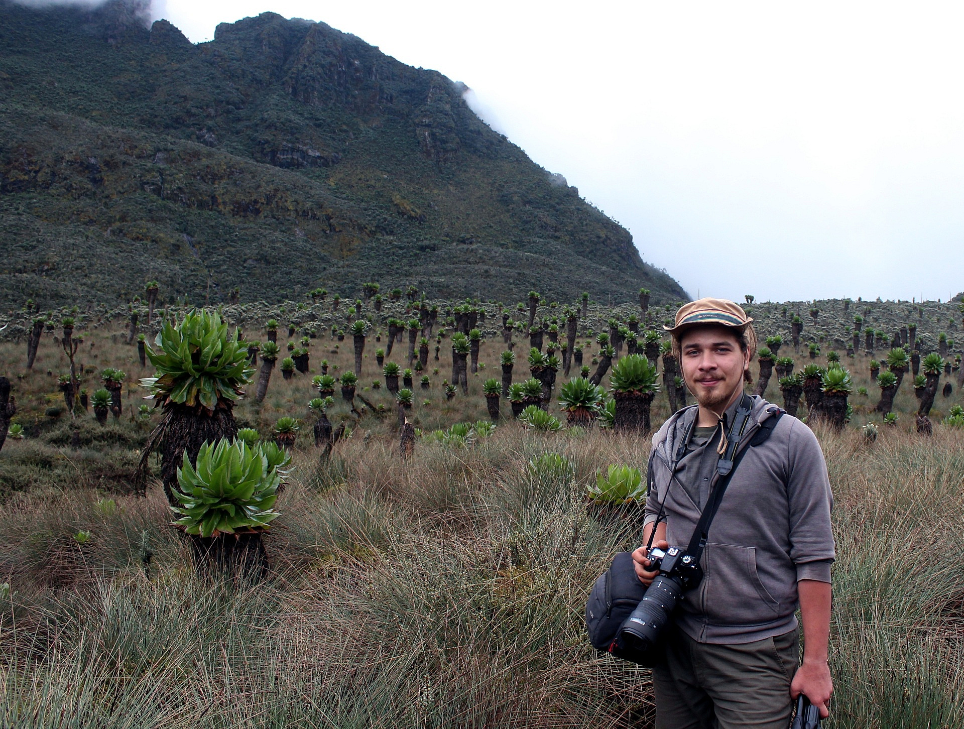 ICF helps three Russian scientists detained in Sri Lanka to return home